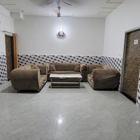 House Of Krishna Hotel Vrindāvan Exterior photo